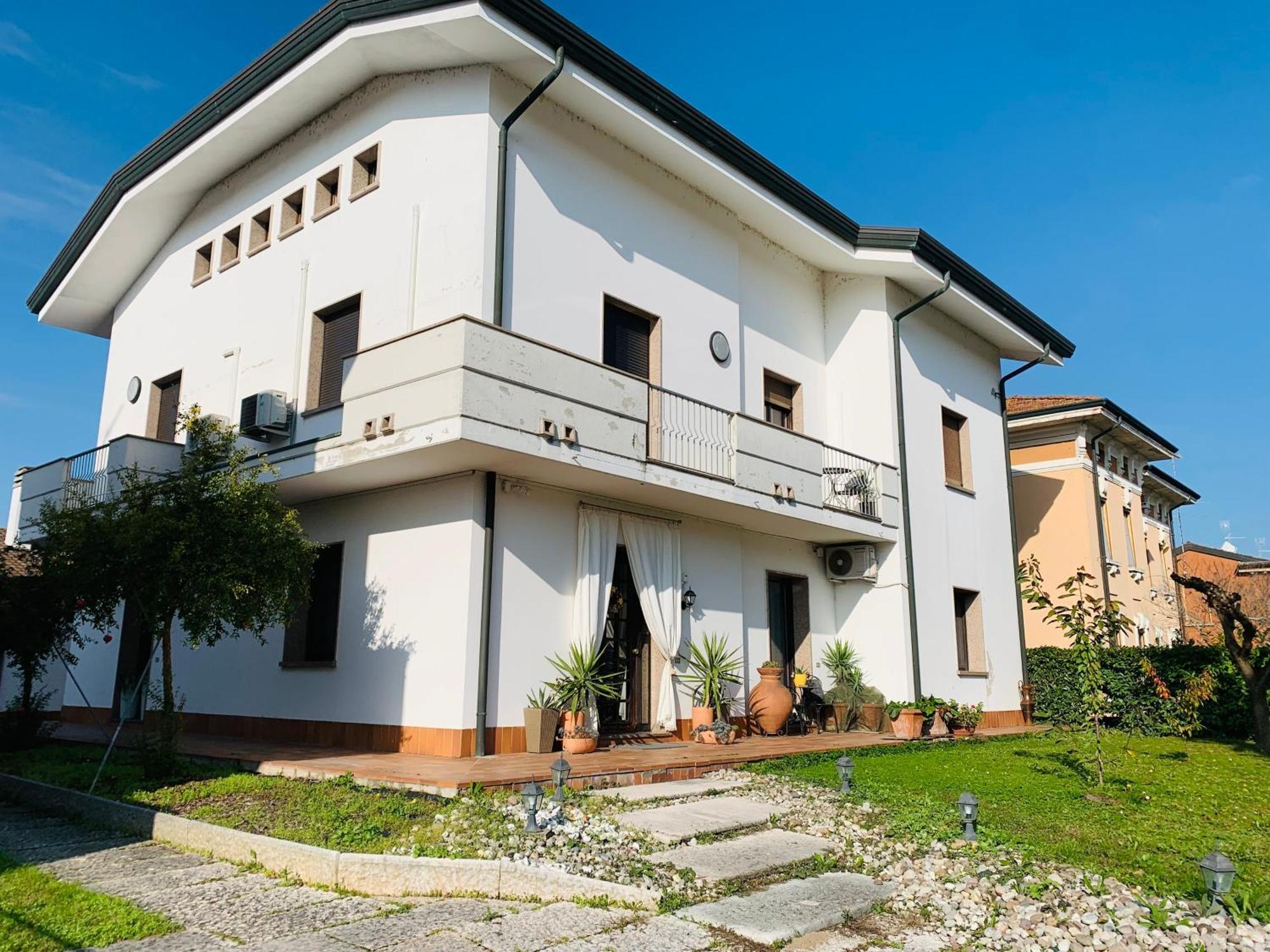 B&B Casa Silingardi Bagnolo San Vito Dış mekan fotoğraf